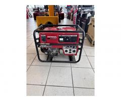 Honda EM5000 Generator $1299.00